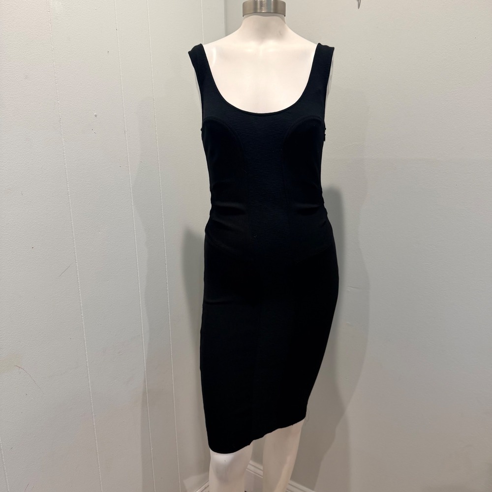 Diane Von Furstenberg Black Ulani Sheath Dress Sleek Bodycon Silhouette | Size 2